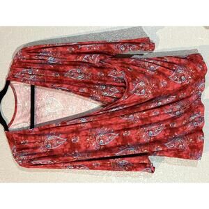 NorthStyle Red Paisley Print V-Neck Blouse Size 1X